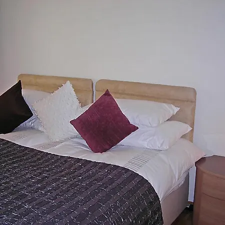 Sleeps 8 Wifi *